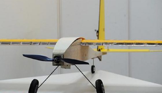 کارگاه طراحی و ساخت هواپیمای مدل برگزار می‌شود